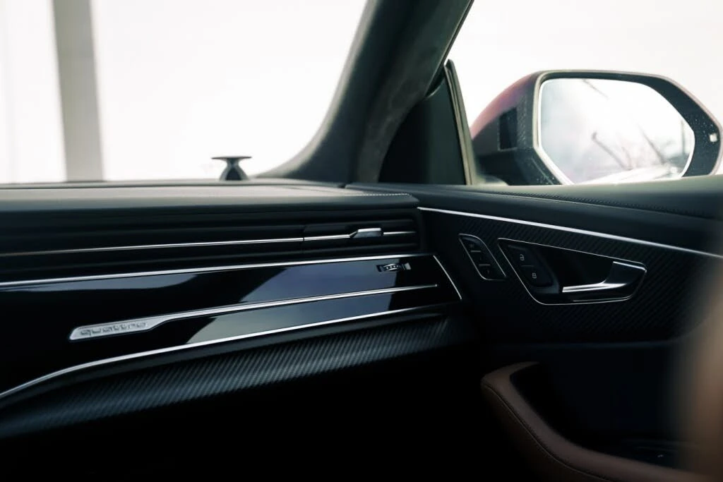 Audi RSQ8 Audi RS Q8 4.0T quattro* ����������* (���� �� ��) | Mobile.bg � ����������� 11