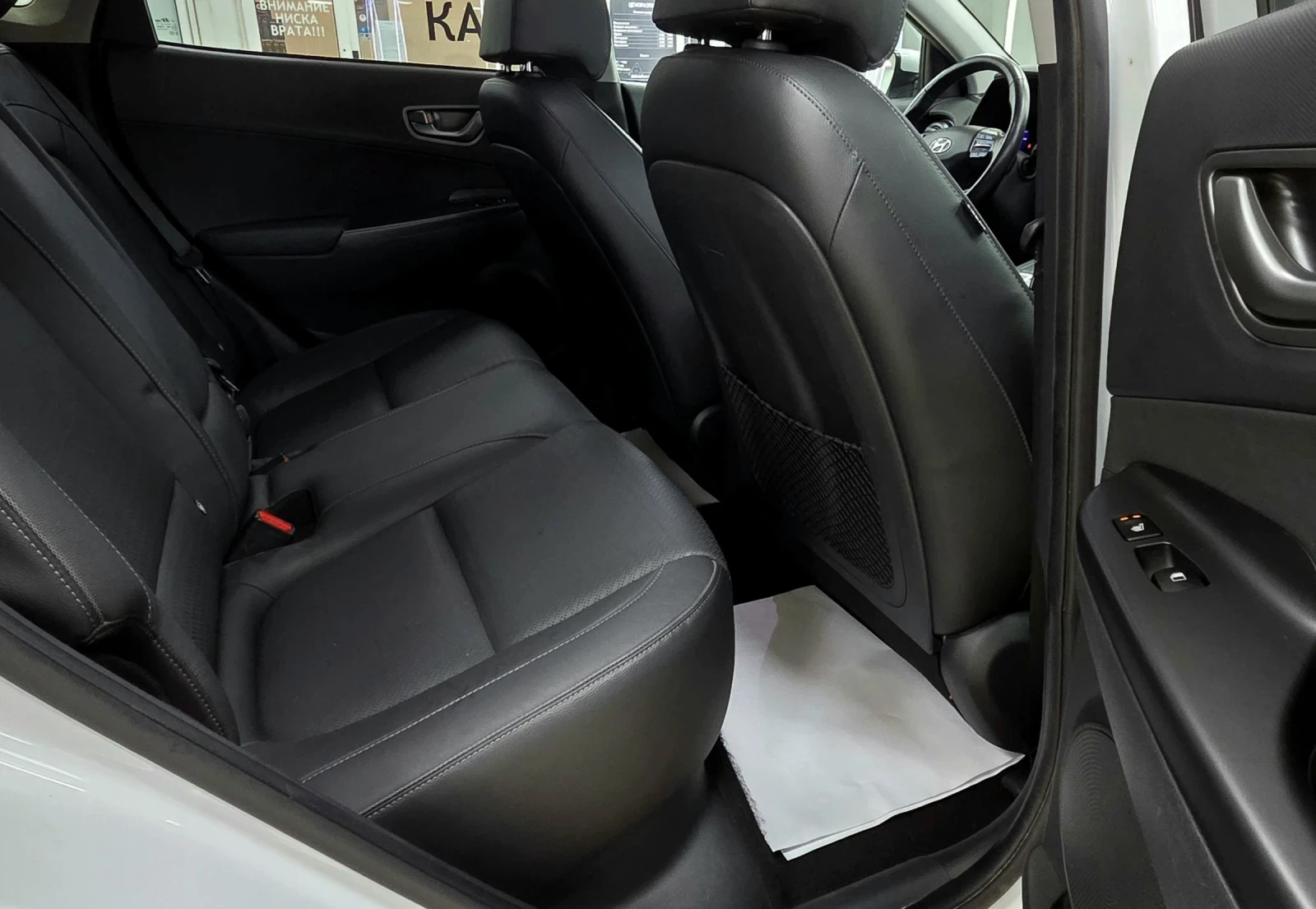 Hyundai Kona 64KWh/В ГАРАНЦИЯ/SOH100%/Blue Link, снимка 11 - Автомобили и джипове - 53941944