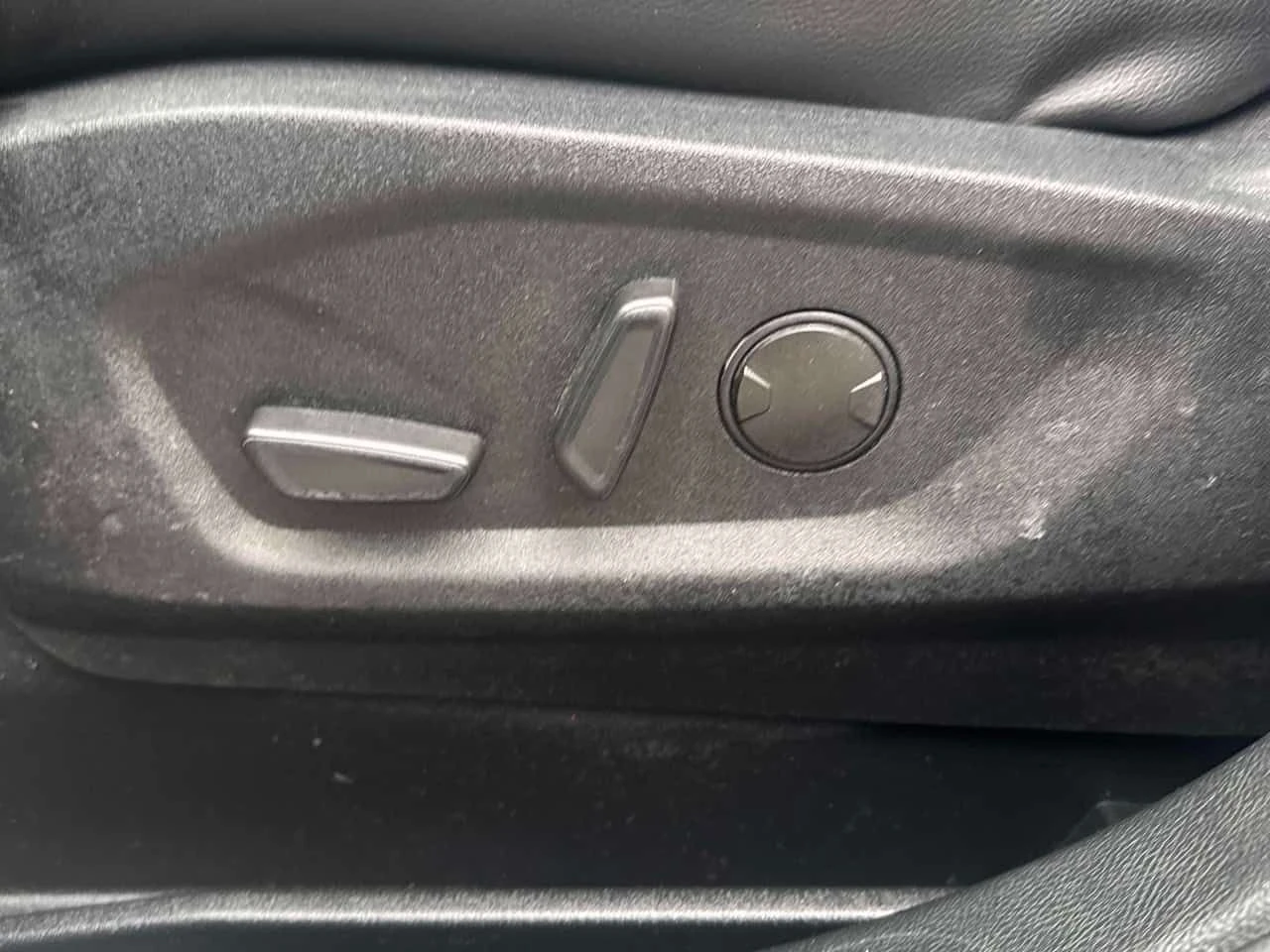 Ford Edge * ST Line AWD * PANO * КАМЕРА * ПОДГРЕВ, снимка 12 - Автомобили и джипове - 54294766