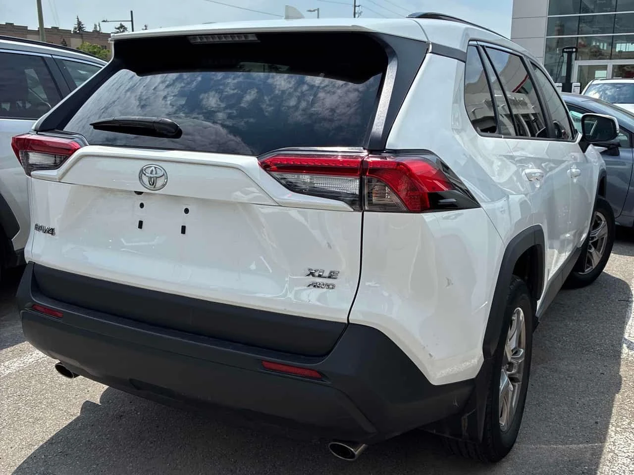 Toyota Rav4 * XLE * CARFAX * ЦЕНА ДО БГ, снимка 2 - Автомобили и джипове - 55035251