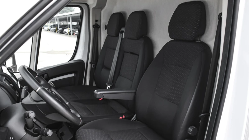 Opel Movano Edition Van 2.2 BlueHDI 140 L3H2 3, 5t, снимка 10 - Бусове и автобуси - 53520324