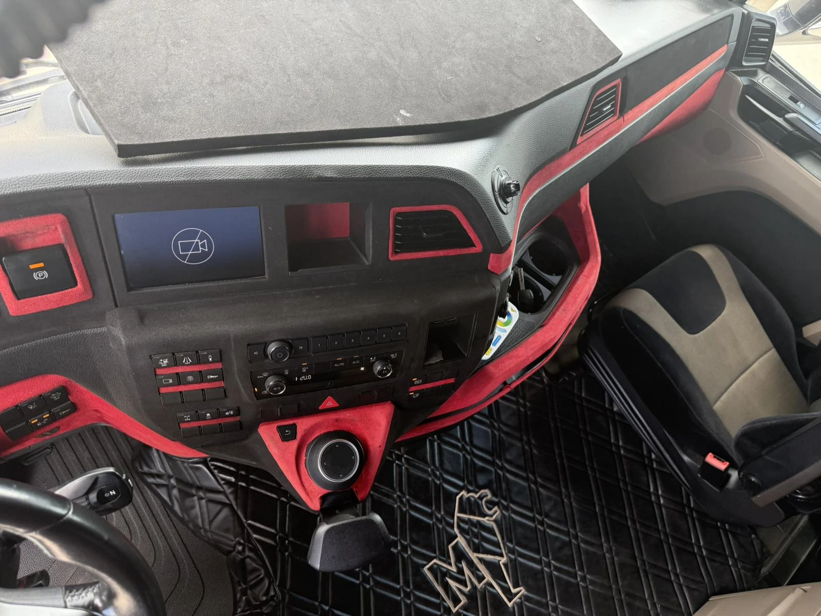 Man Tgx 18.510 DEMO TRUCK, снимка 13 - Камиони - 54779408