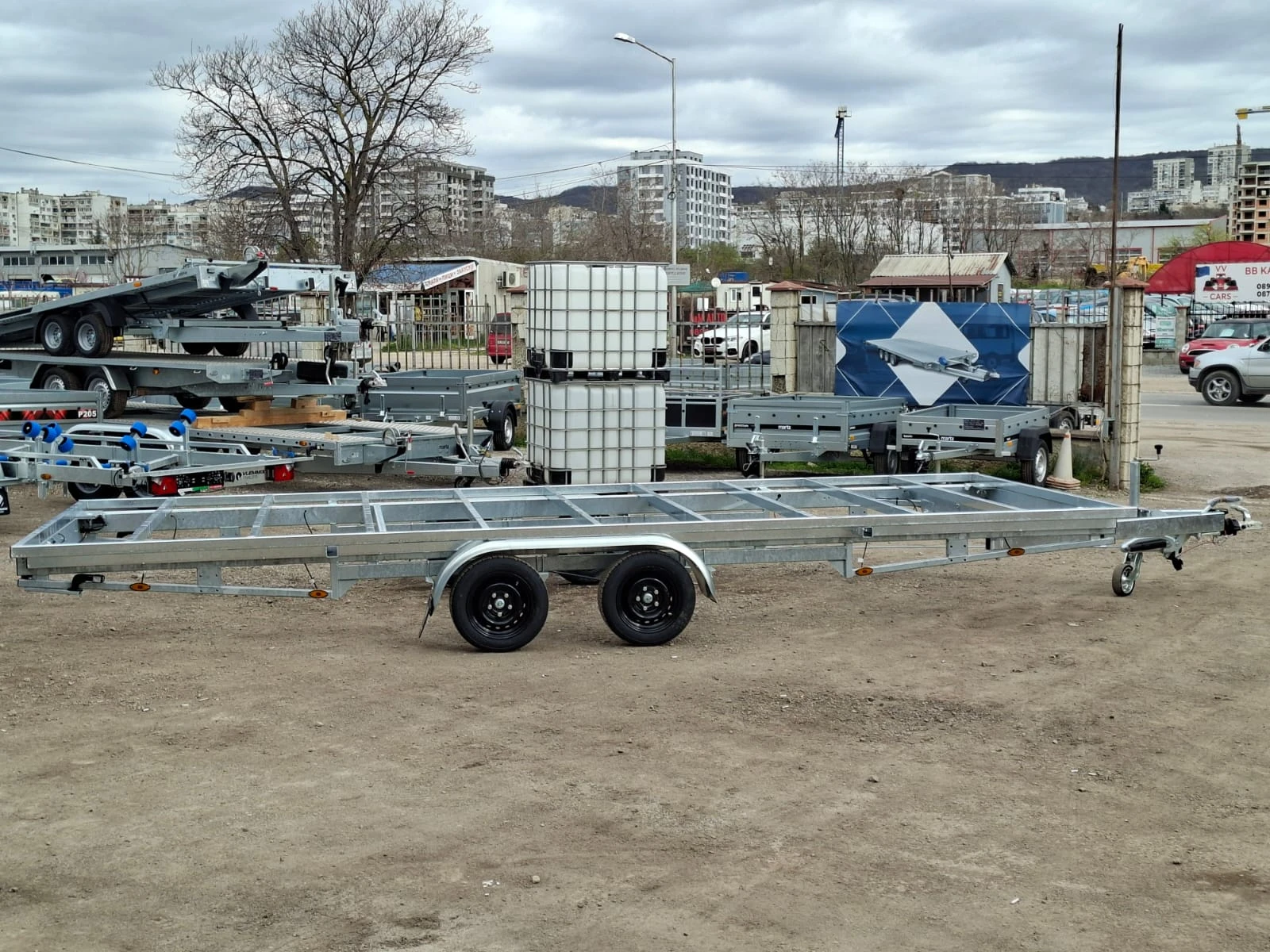 За автомобил Vlemmix TINY HOUSE DETACHABLE 600 3500KG, снимка 4 - Ремаркета - 54124083