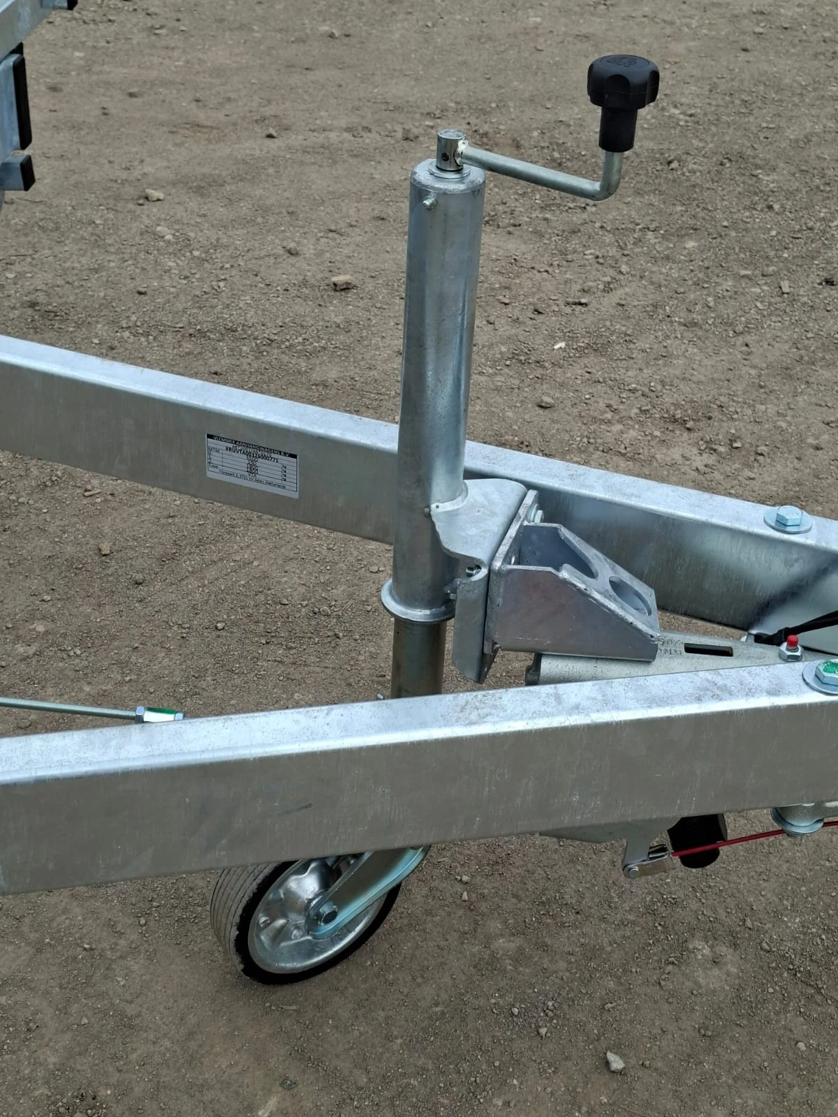 За автомобил Vlemmix TINY HOUSE DETACHABLE 600 3500KG, снимка 11 - Ремаркета - 54124083