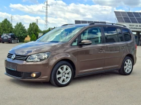 VW Touran 2.0TDI 6ск. 6+ 1 САМОПАРКИРАНЕ/ПОДГРЕВ/ПЕЧКА, снимка 1