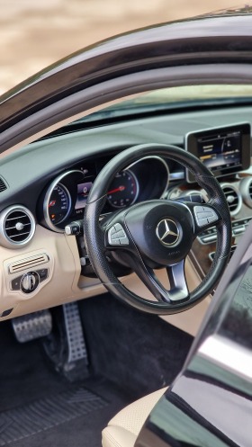 Mercedes-Benz C 300 4matic* НОВИ ГУМИ* НАПЪЛНО ОБСЛУЖЕНА, снимка 10