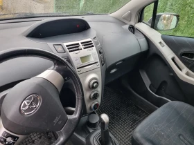 Toyota Yaris 1.3, снимка 6