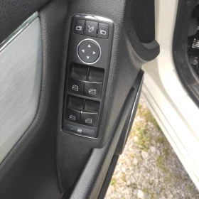 Mercedes-Benz C 180 Компресор Авангард Автомат - 10900 лв. / 5573.08 € - 10578309 11