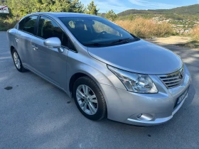 ������ Toyota Avensis