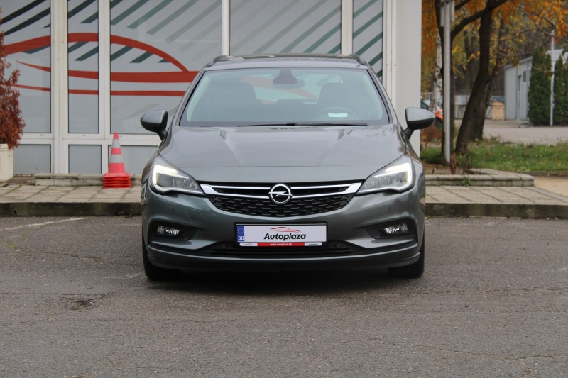 Opel Astra Sports Tourer 1.6 CDTI /ГАРАНЦИЯ, снимка 2 - Автомобили и джипове - 45858696
