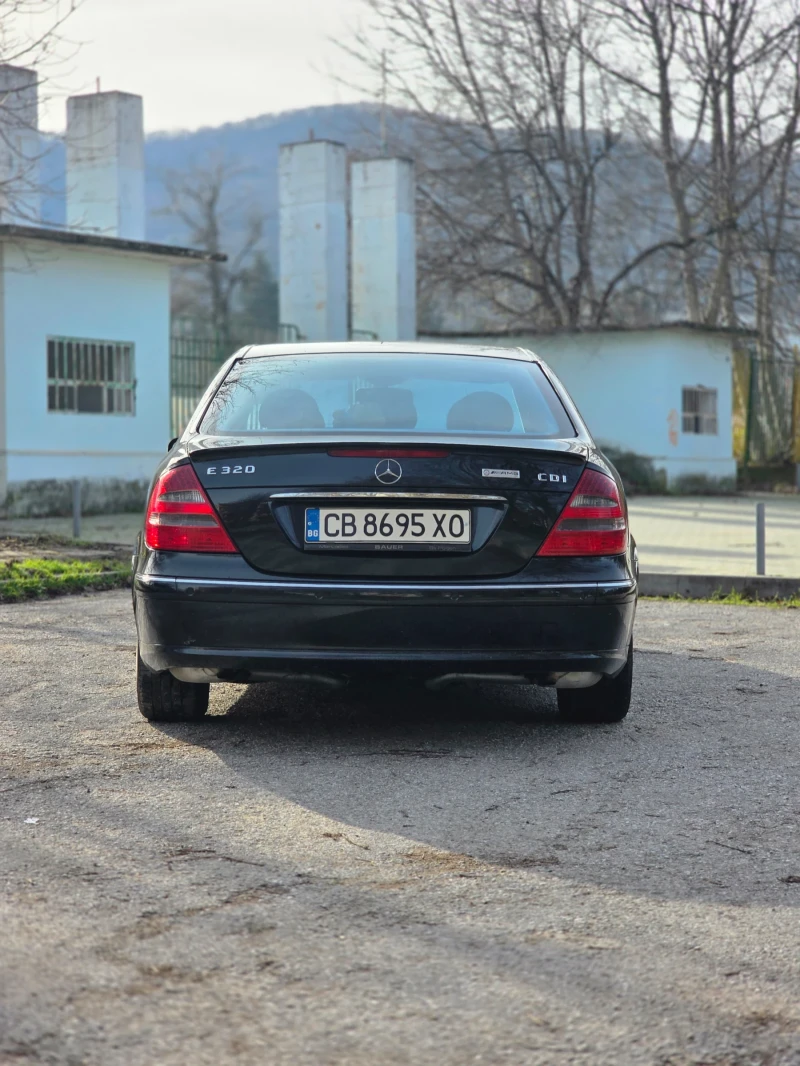 Mercedes-Benz E 320 3.2 cdi 204+ , снимка 7 - Автомобили и джипове - 52626102