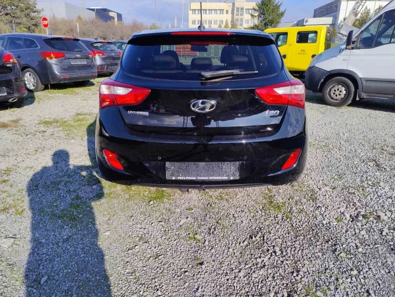 Hyundai I30 1.6, снимка 5 - Автомобили и джипове - 52778236