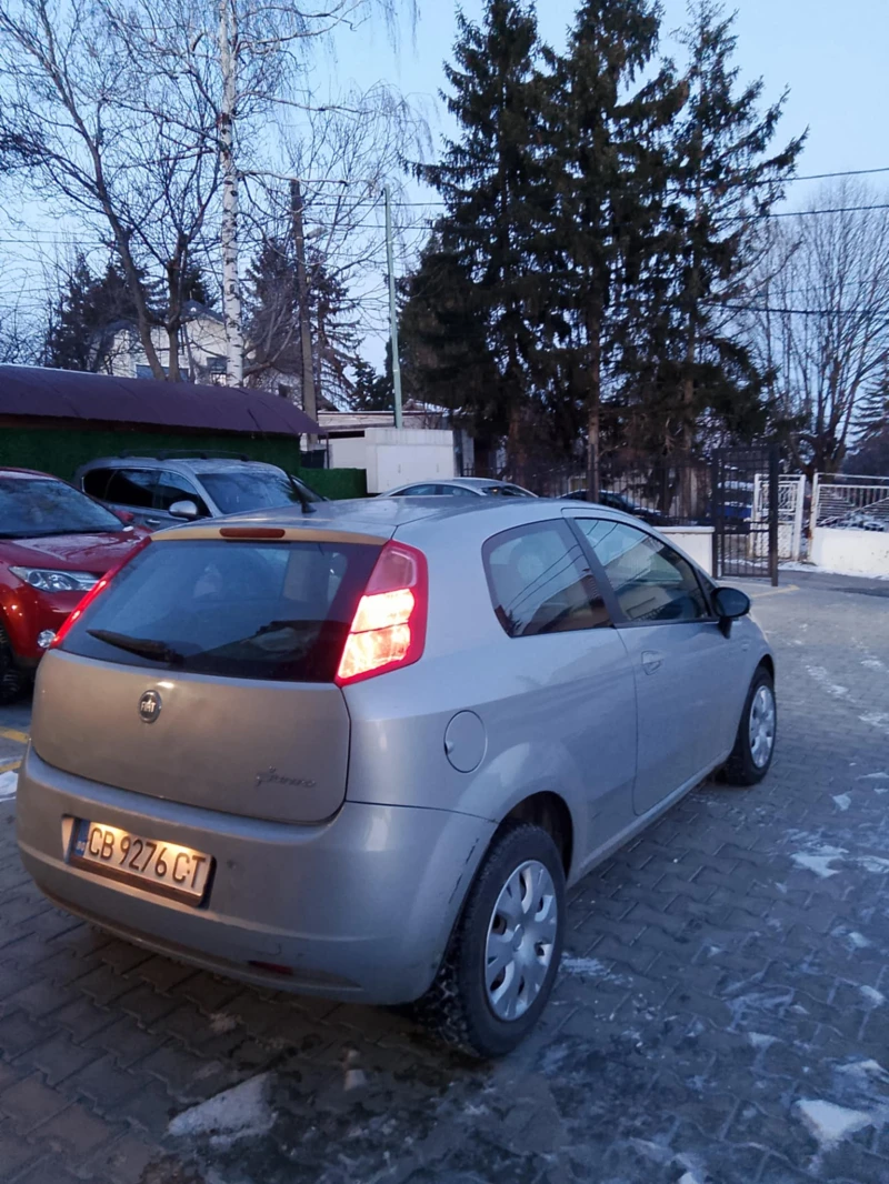 Fiat Punto Grande Punto 1.4 8V, снимка 6 - Автомобили и джипове - 53078768