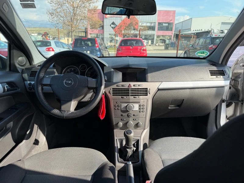 Opel Astra 1.9 101кс, снимка 11 - Автомобили и джипове - 53368271