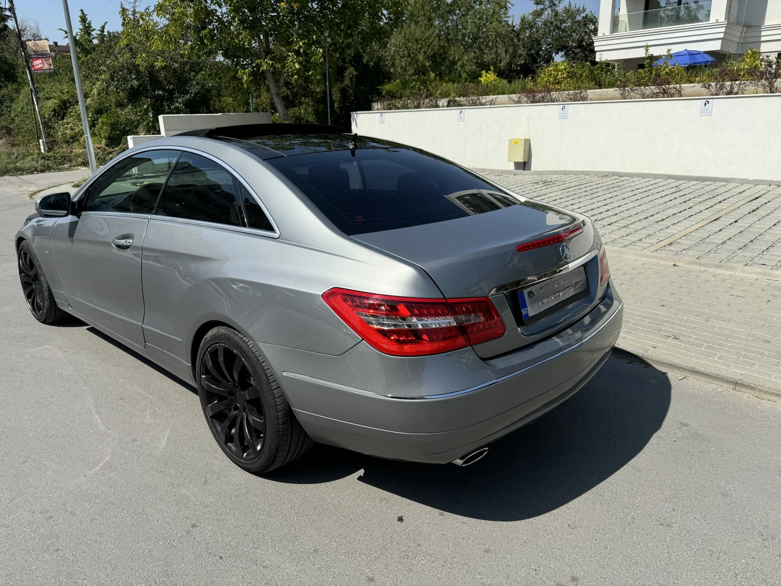 Mercedes-Benz E 350 SPORT - изображение 8