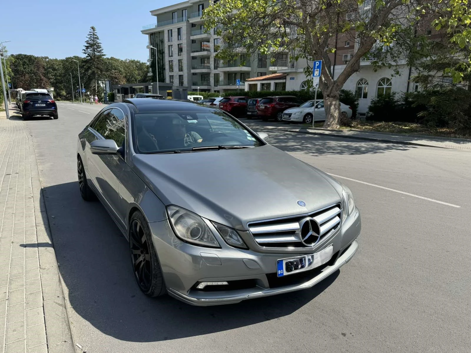 Mercedes-Benz E 350 SPORT - изображение 2