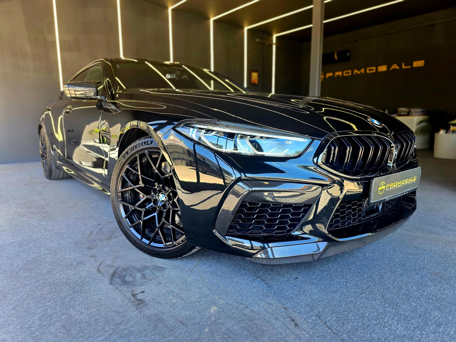 BMW M8 Competition* Carbon* Alcantara* Обдухване* ЛИЗИНГ - изображение 2