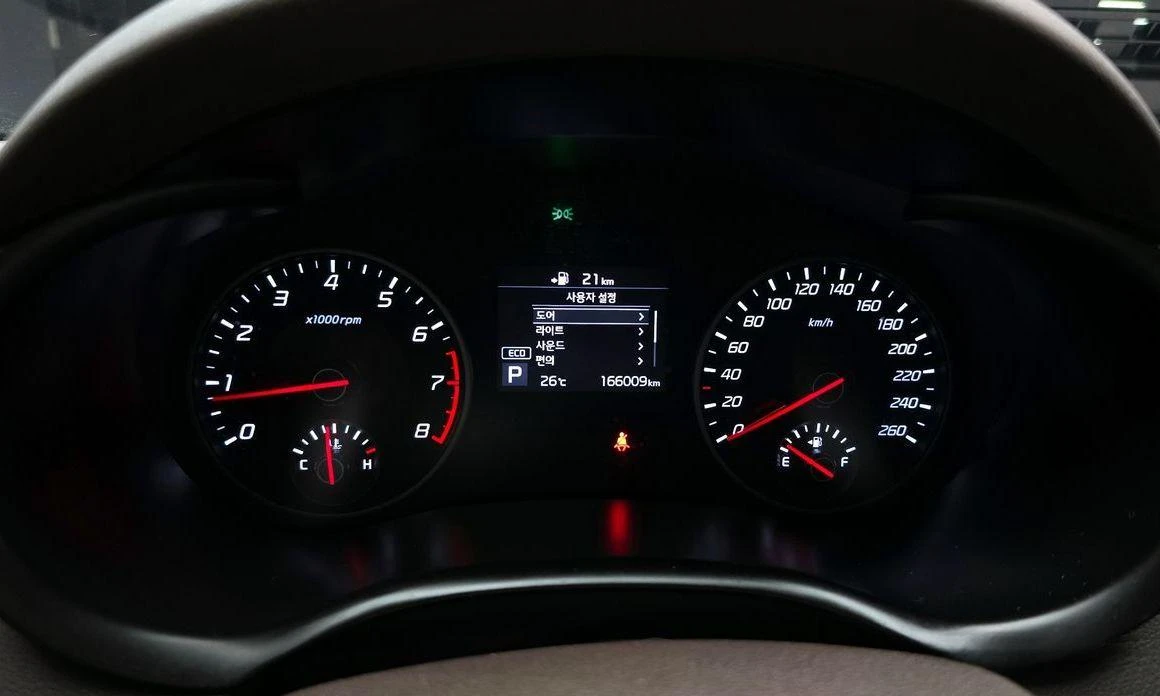 Kia Stinger 2.0 Turbo 2WD * НАЙ-ДОБРА ЦЕНА В БЪЛГАРИЯ*  - изображение 8