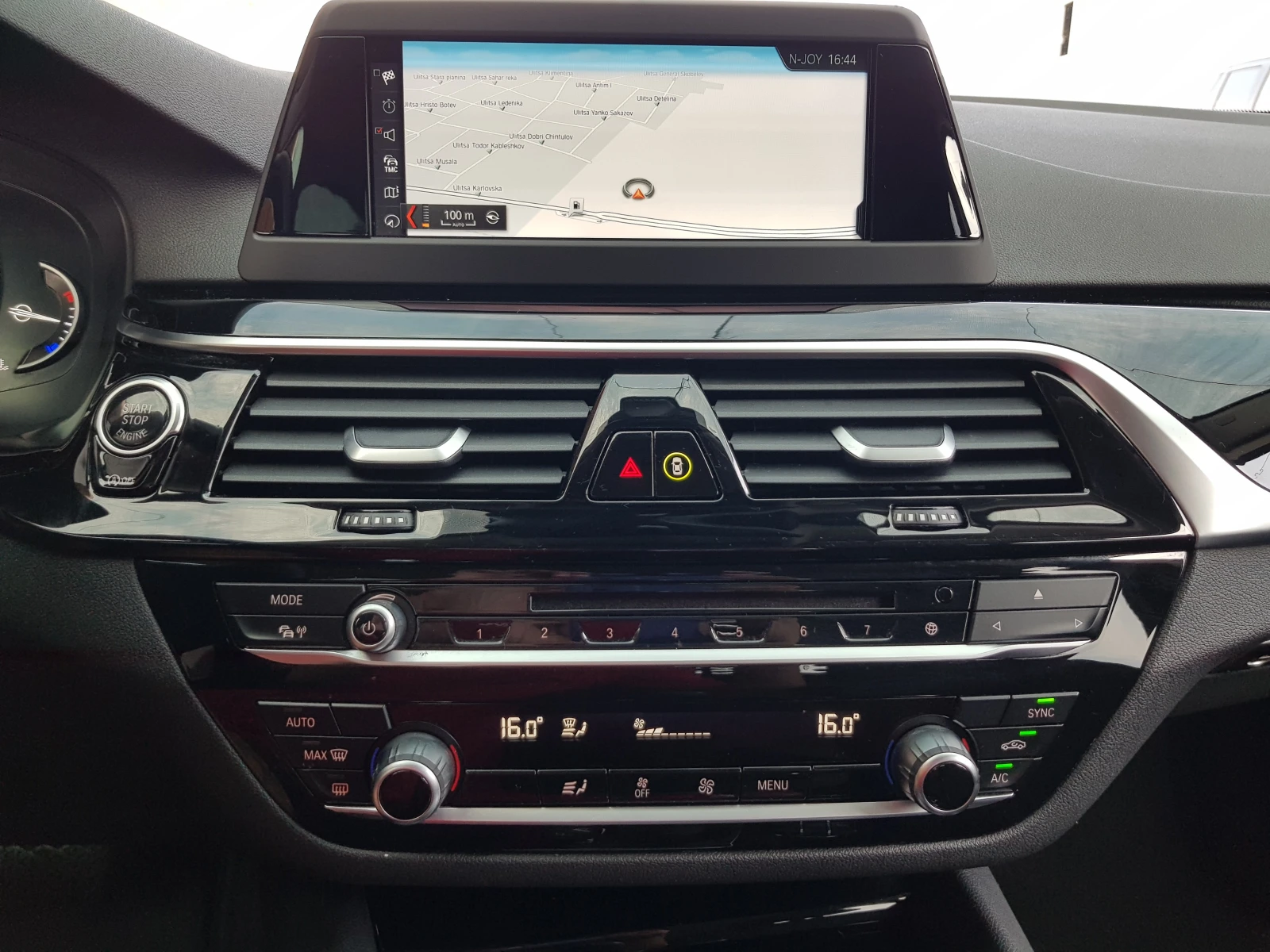 BMW 520 D XDRIVE EURO 6C  | Mobile.bg   16