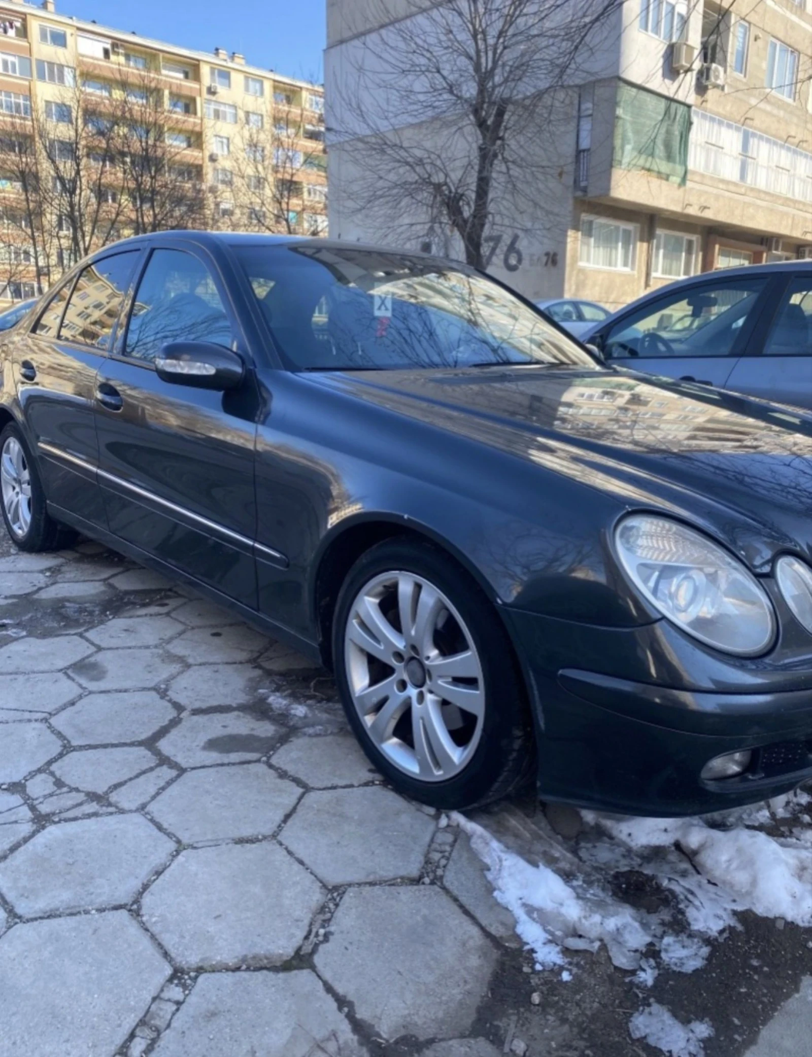 Mercedes-Benz E 220  - изображение 2