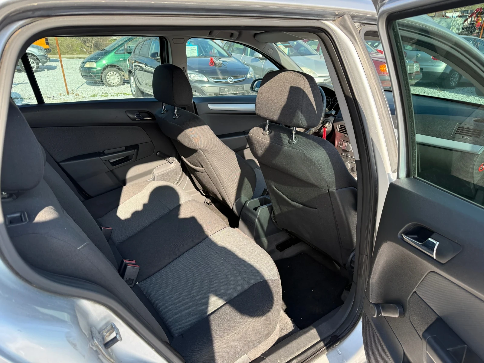 Opel Astra 1.9 101кс - изображение 10