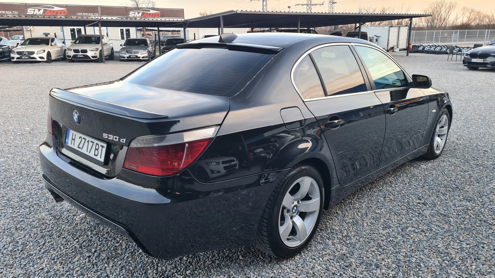 BMW 530 231кс., снимка 12 - Автомобили и джипове - 53802072