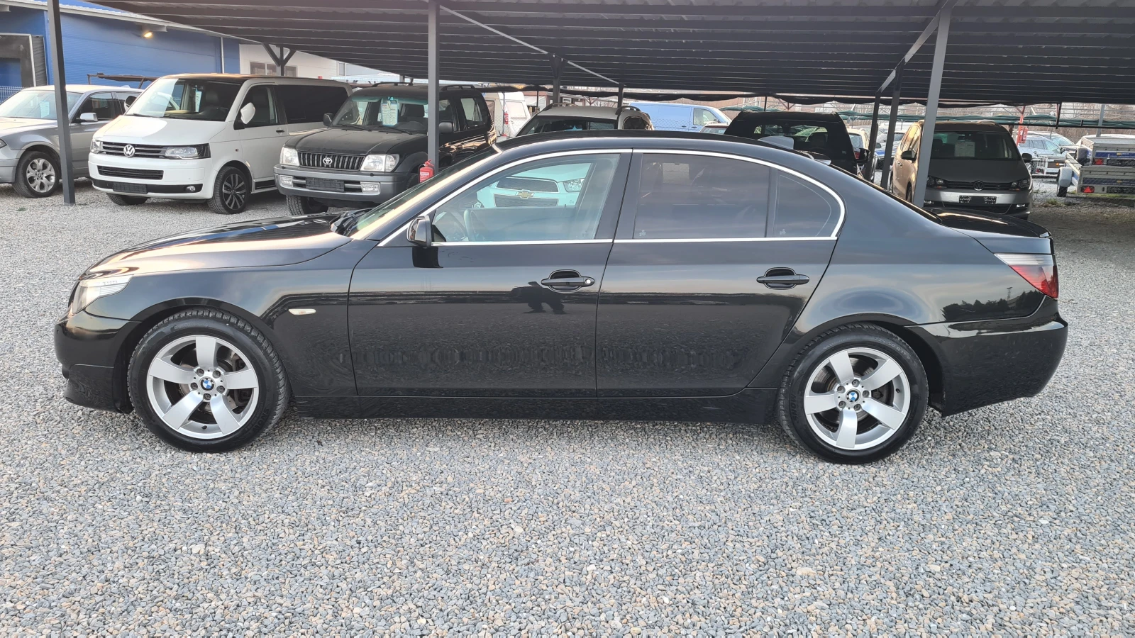 BMW 530 231кс., снимка 10 - Автомобили и джипове - 53802072