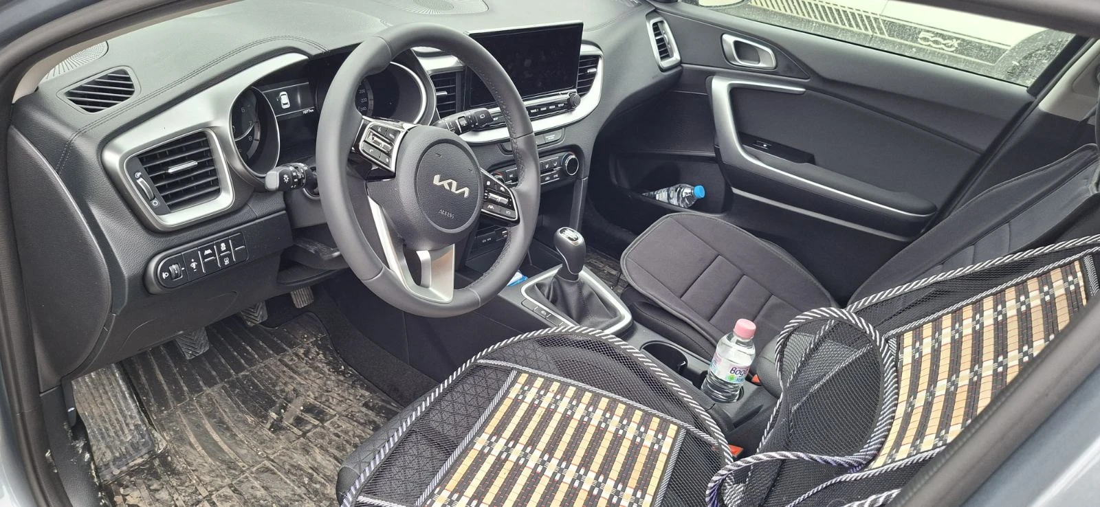 Kia Ceed 1, 5GDI, снимка 4 - Автомобили и джипове - 53809962