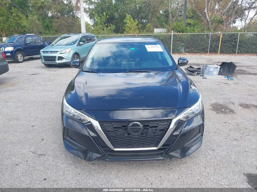 Nissan Sentra 2.0L I-4 DI, DOHC, VVT, 149HP Front Wheel Drive, снимка 13 - Автомобили и джипове - 53978279