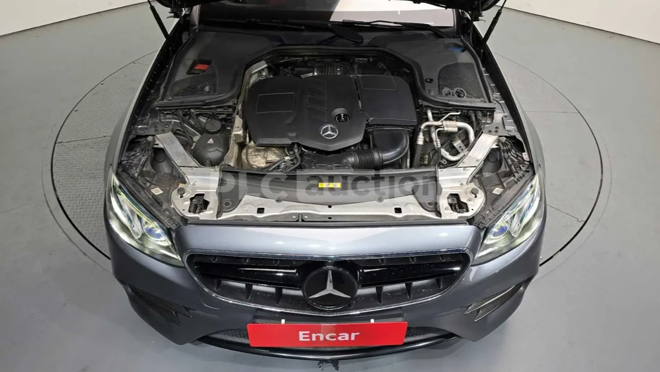 Mercedes-Benz E 220 АВТОКРЕДИТ* ЦЕНА БЕЗ АНАЛОГ* , снимка 6 - Автомобили и джипове - 54111300