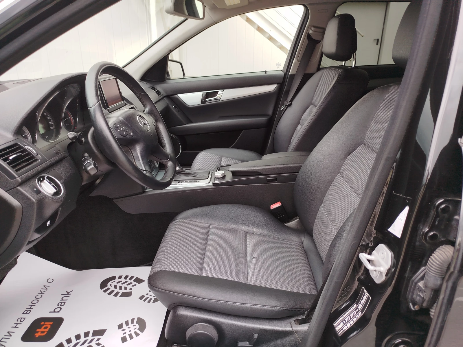 Mercedes-Benz C 220 220cdi-XENON-NAVI-AUTOMAT, снимка 8 - Автомобили и джипове - 54486314