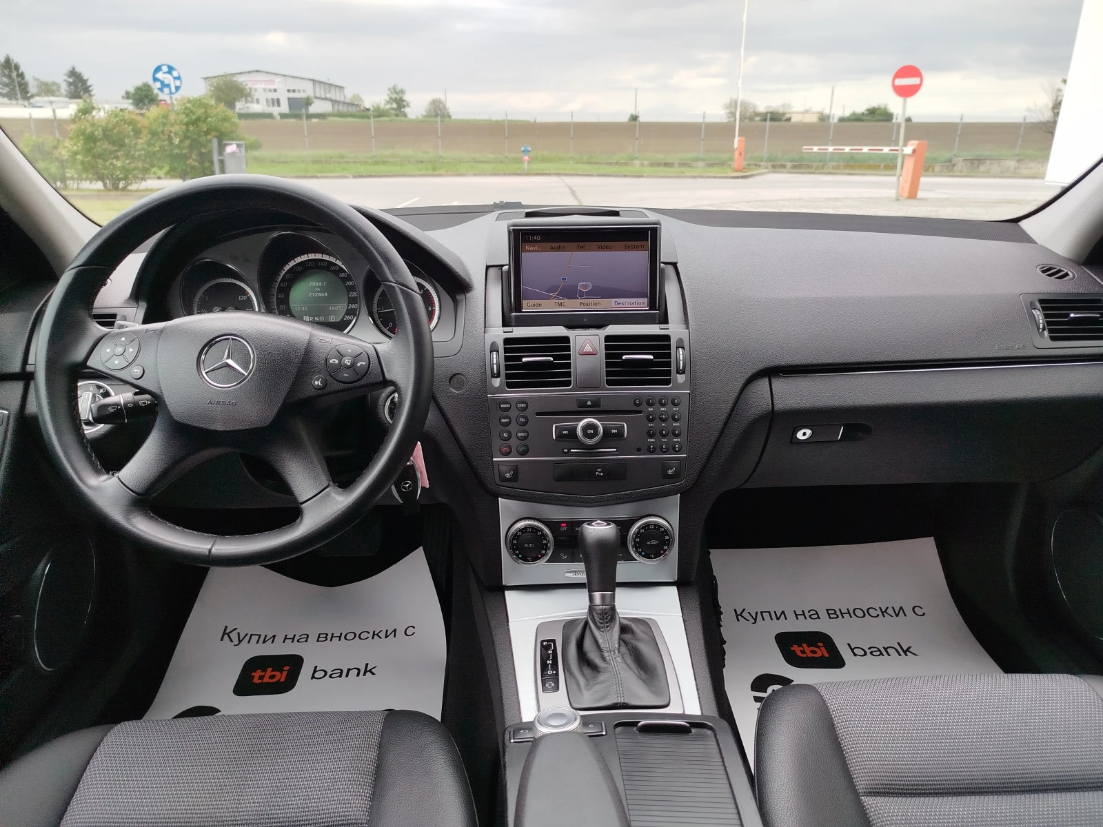 Mercedes-Benz C 220 220cdi-XENON-NAVI-AUTOMAT, снимка 12 - Автомобили и джипове - 54486314
