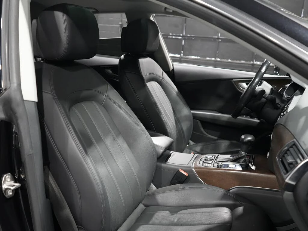 Audi A7 3.0T, снимка 8 - Автомобили и джипове - 54868713