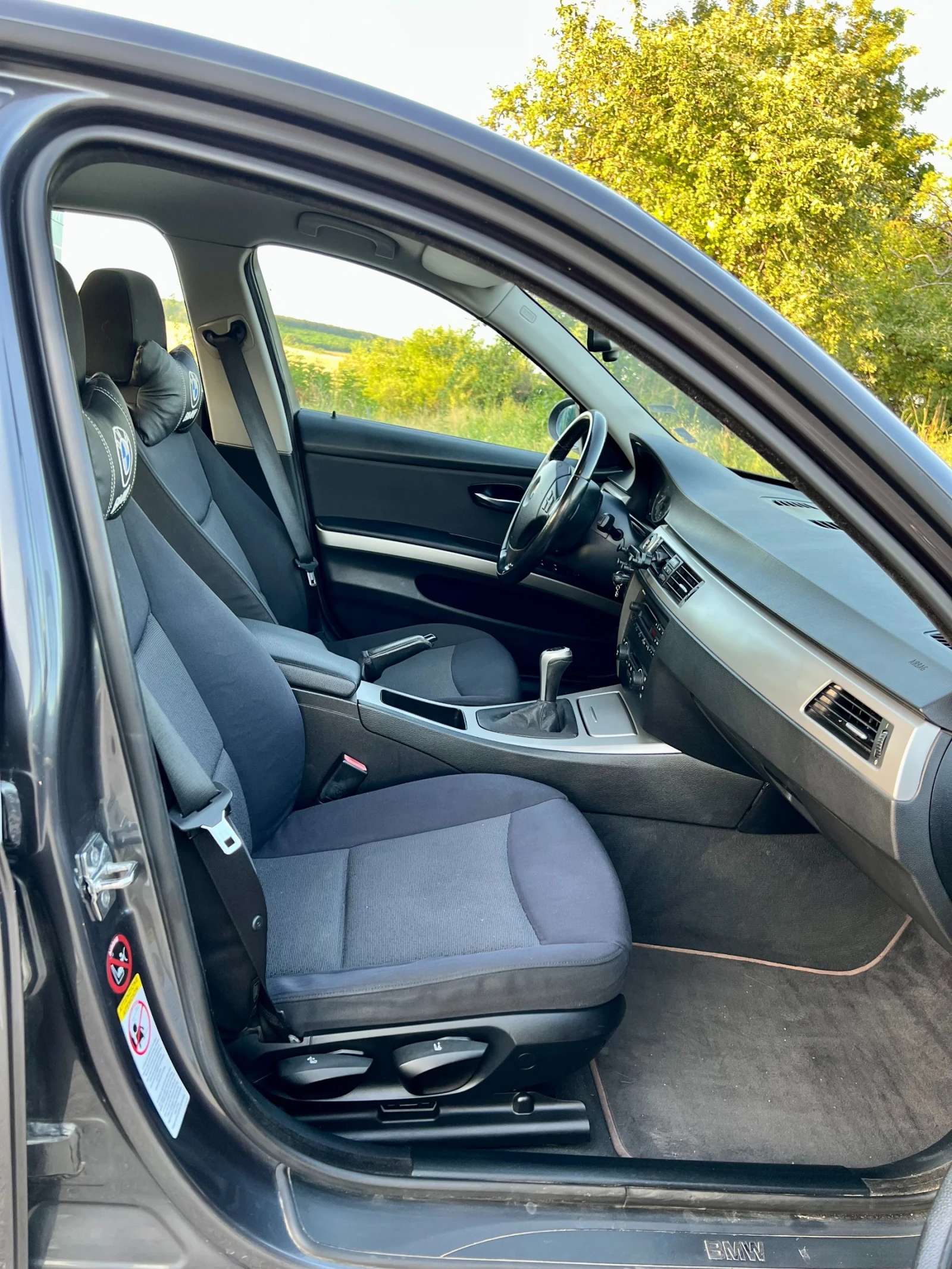 BMW 320 BMW 320d (E90)   163 �.�. | ����� | 231 000 �� | � | Mobile.bg � ����������� 10
