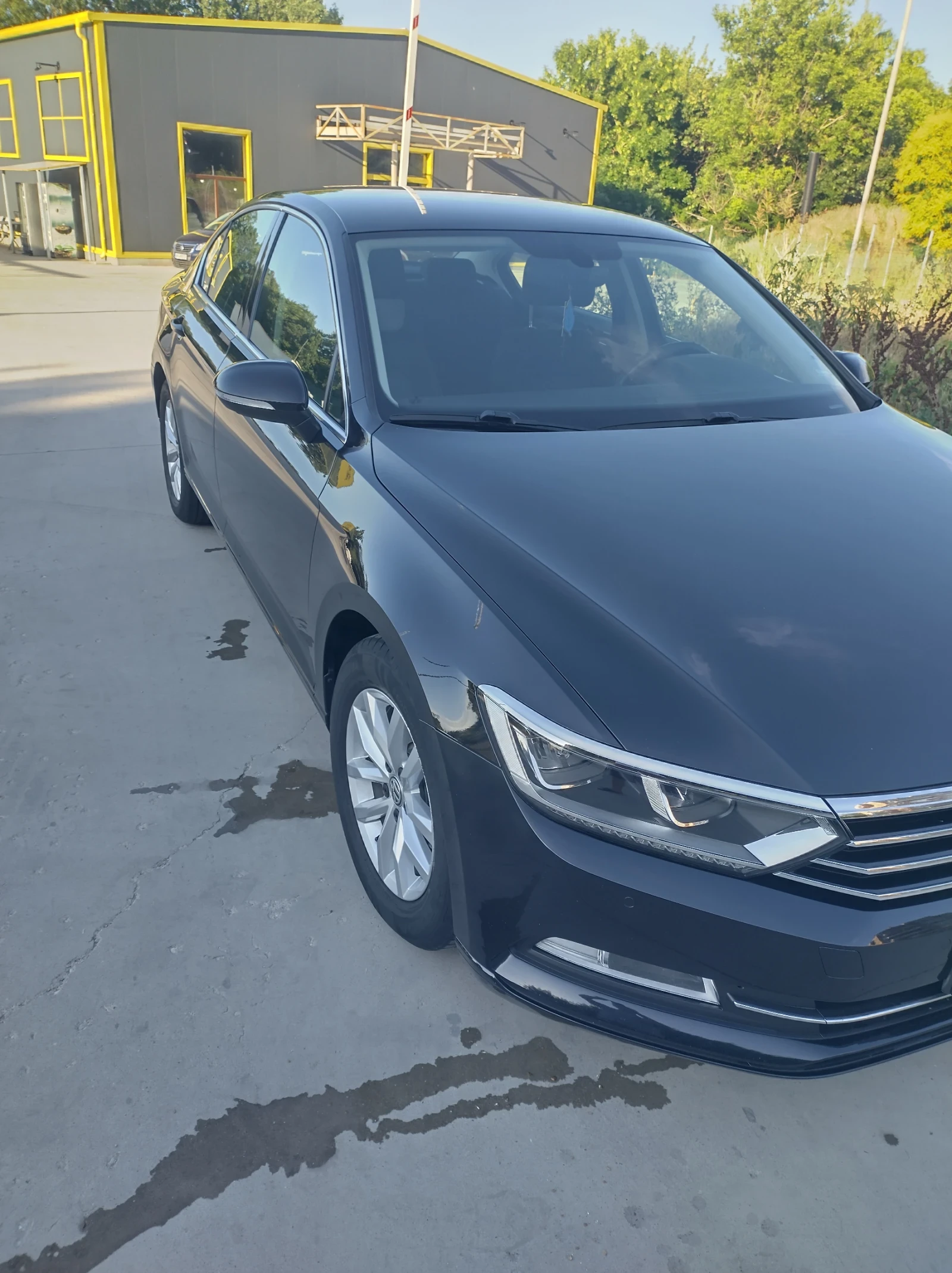 VW Passat, снимка 2 - Автомобили и джипове - 55103518