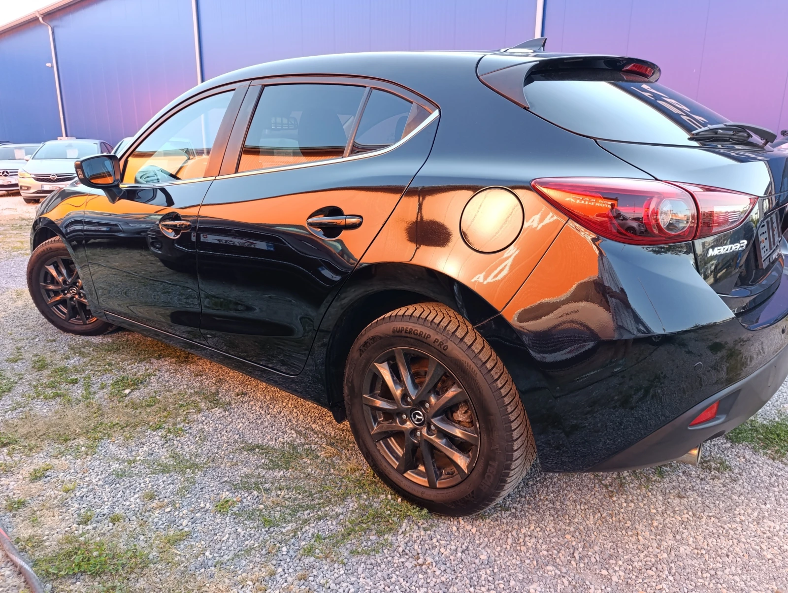 Mazda 3  SKYACTIV-G 120, снимка 6 - Автомобили и джипове - 55571014