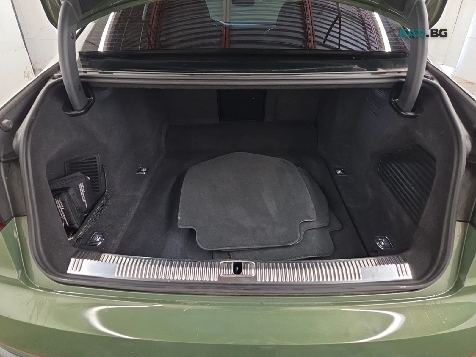 Audi S8 4.0TFSI* QUATTRO* ПОДГРЕВ* ОБДУХВАНЕ* ПАНО* 360* F, снимка 14 - Автомобили и джипове - 55707204