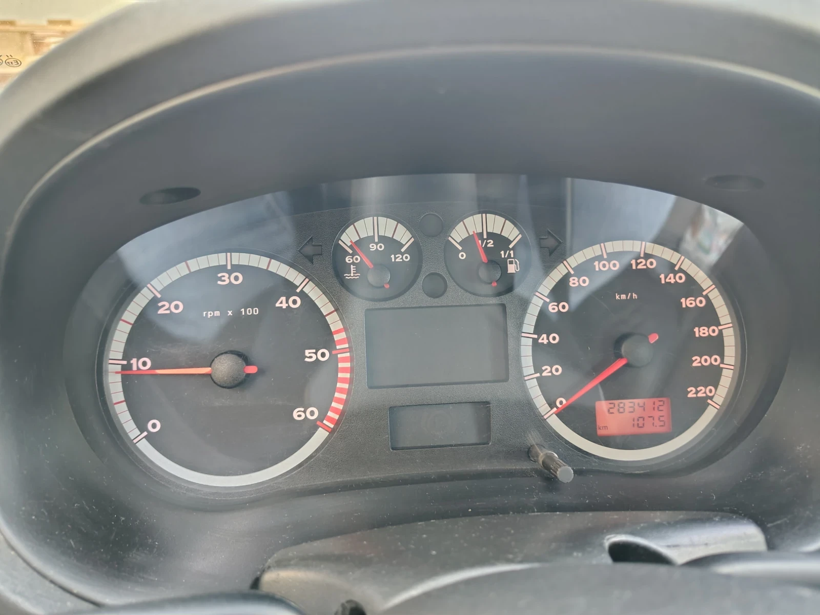 Seat Ibiza 1.9TDI 110k.c., снимка 7 - Автомобили и джипове - 56158932