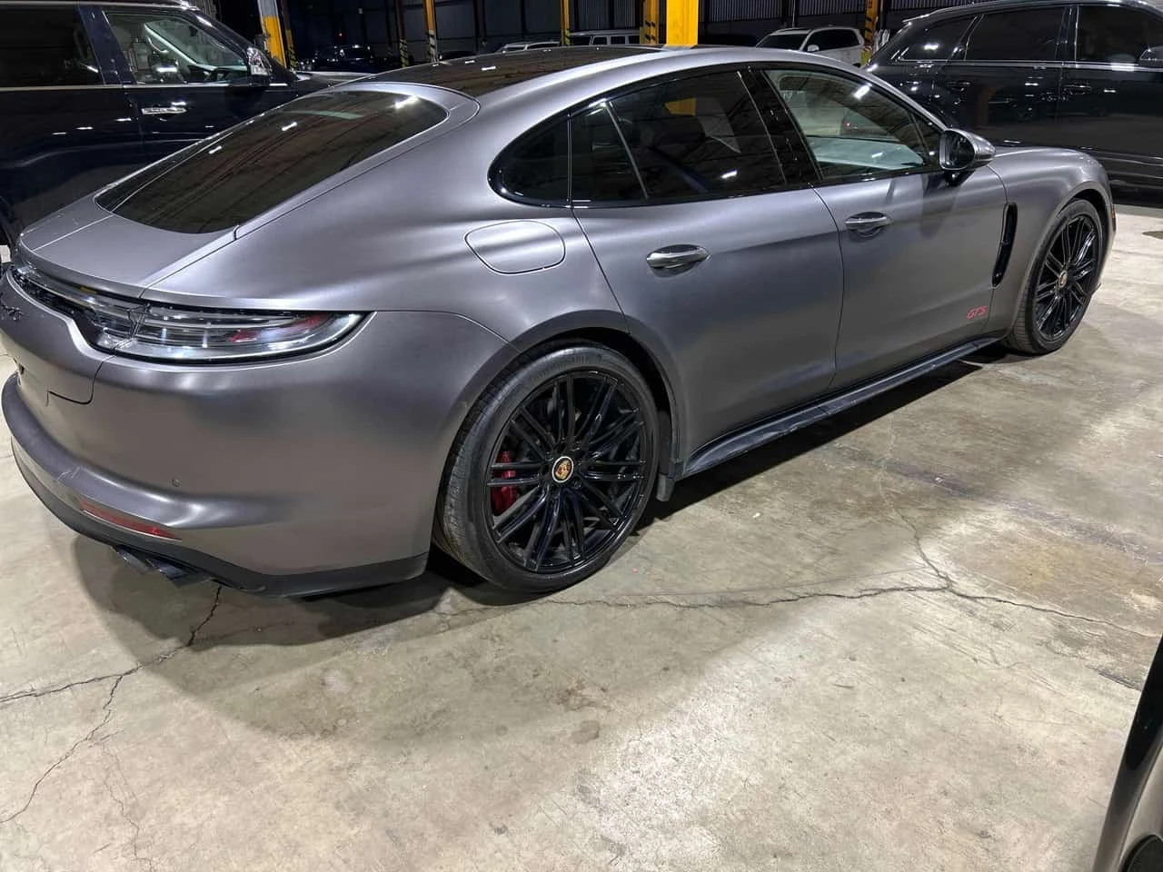 Porsche Panamera * GTS * CARFAX * , снимка 3 - Автомобили и джипове - 56256415