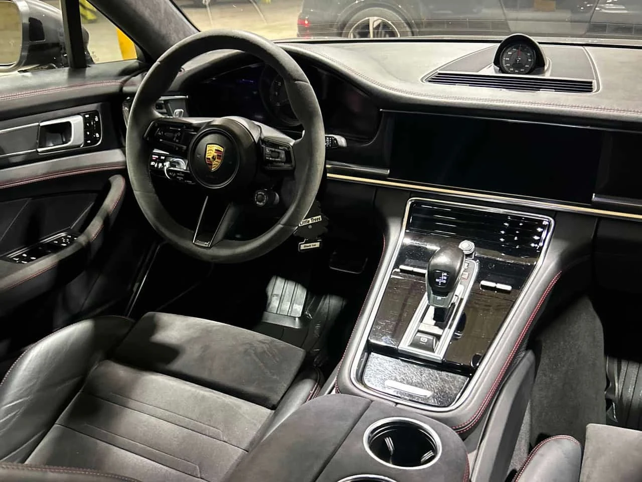 Porsche Panamera * GTS * CARFAX * , снимка 5 - Автомобили и джипове - 56256415