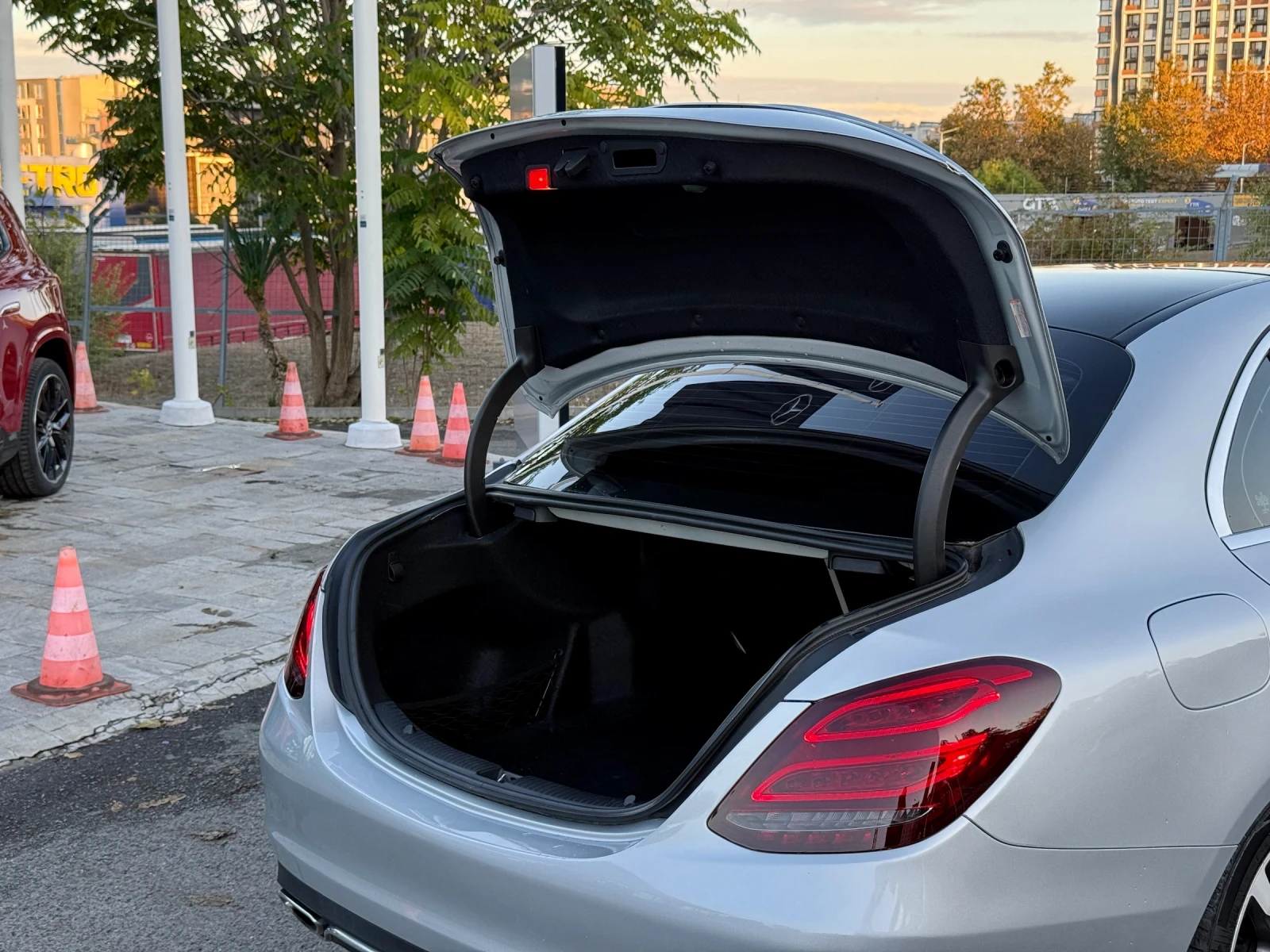 Mercedes-Benz C 300 AMG Line* TURBO* 6�. ��������* BURMEISTER* PANO* * | Mobile.bg � ����������� 6