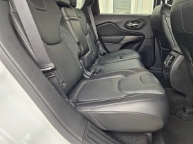 Jeep Cherokee 2.2D-194кс-LIMITED-4X4-150000км, снимка 15