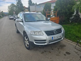VW Touareg 3.0TDI GERMANY XENON ЧИСТО НОВИ ГУМИ РЕГИСТРИРАН