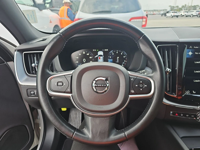 Volvo XC60 T6 Momentum ПАНОРАМА КРАЙНА ЦЕНА, снимка 7 - Автомобили и джипове - 48262049