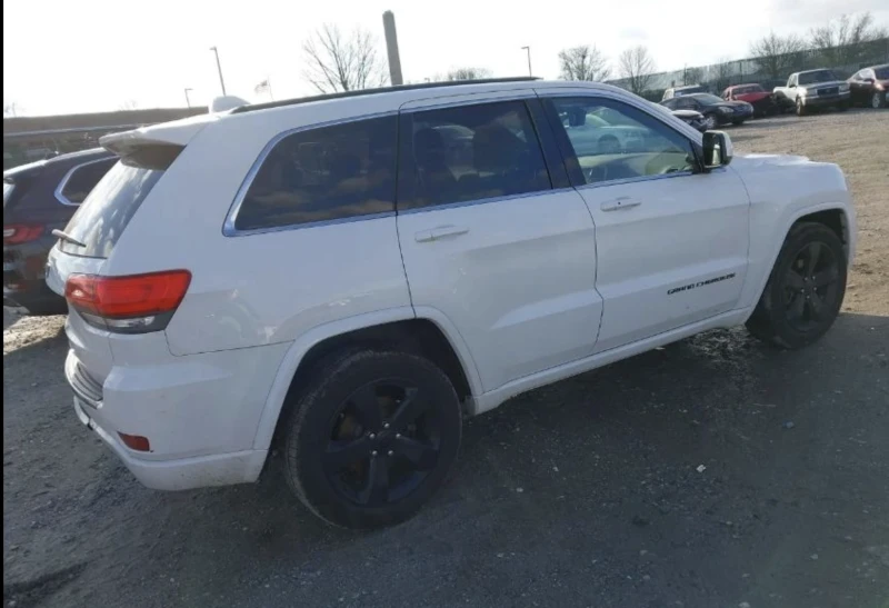 Jeep Grand cherokee, снимка 5 - Автомобили и джипове - 48536667