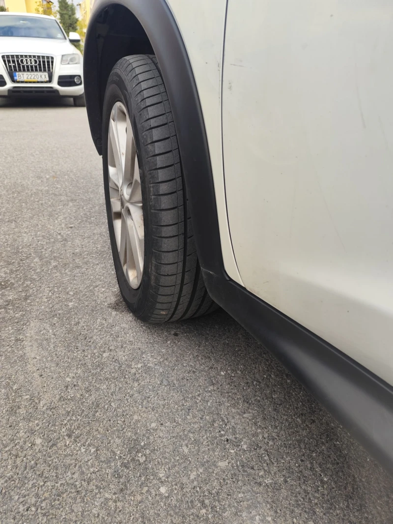 Nissan Juke, снимка 12 - Автомобили и джипове - 52686087