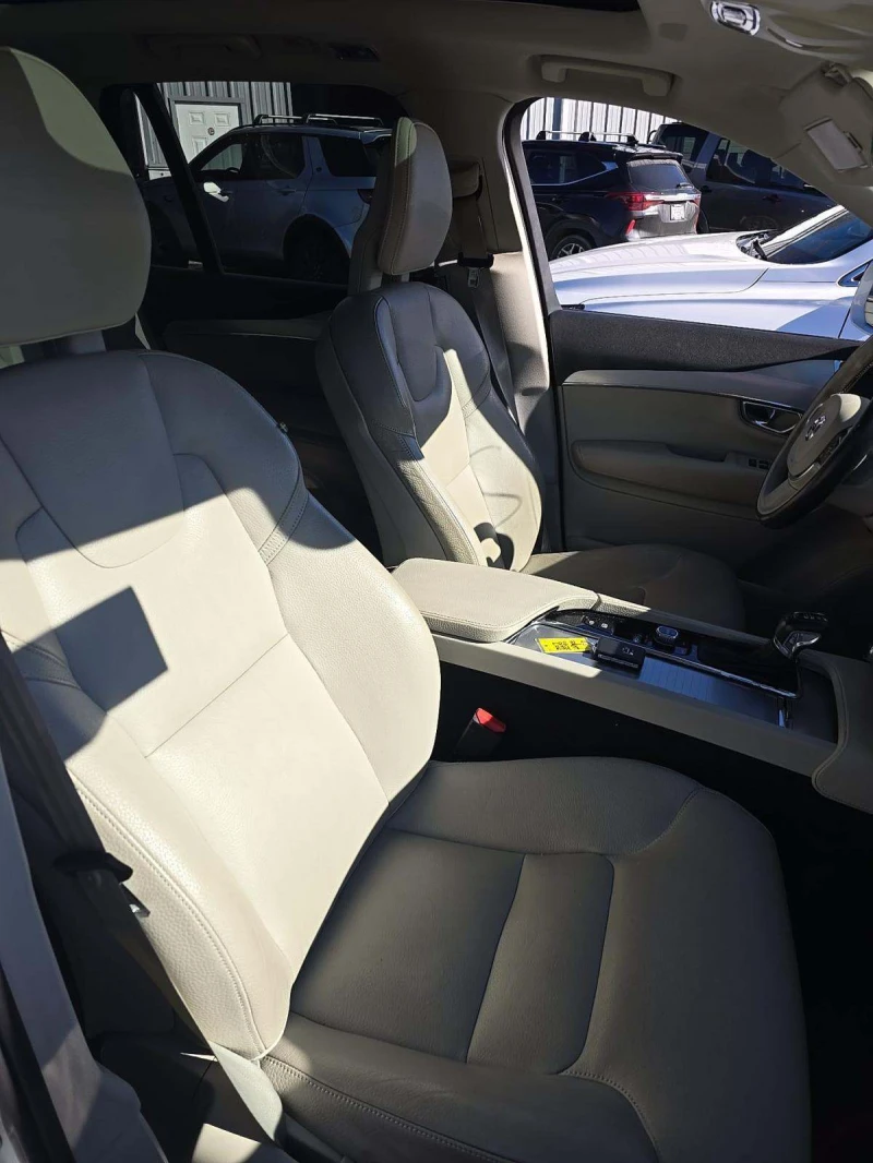 Volvo Xc90 T6 Momentum 7-Passenger/1 собственик/Пано/, снимка 11 - Автомобили и джипове - 52551997