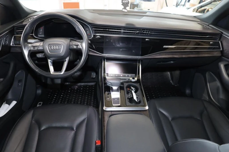 Audi Q8 PROGRESSIV| DISTRONIUC| ПАНО| HuD, снимка 8 - Автомобили и джипове - 53415297