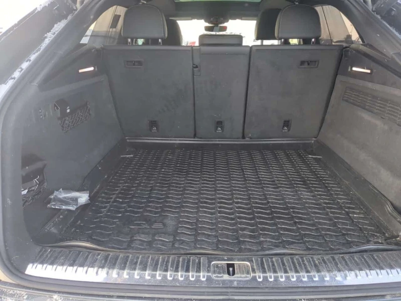 Audi Q8 TECHNIK  CARFAX, снимка 14 - Автомобили и джипове - 53535036