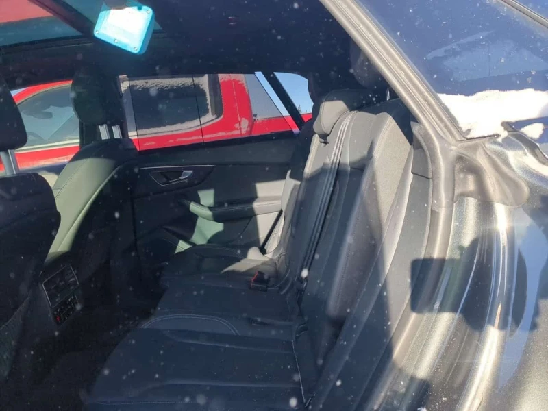 Audi Q8 TECHNIK  CARFAX, снимка 13 - Автомобили и джипове - 53535036